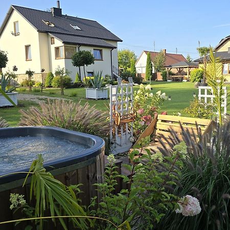 Vip Village Las Woda Rower - Podgrzewany Basen, Balia, Sauna Miedzierza Kültér fotó