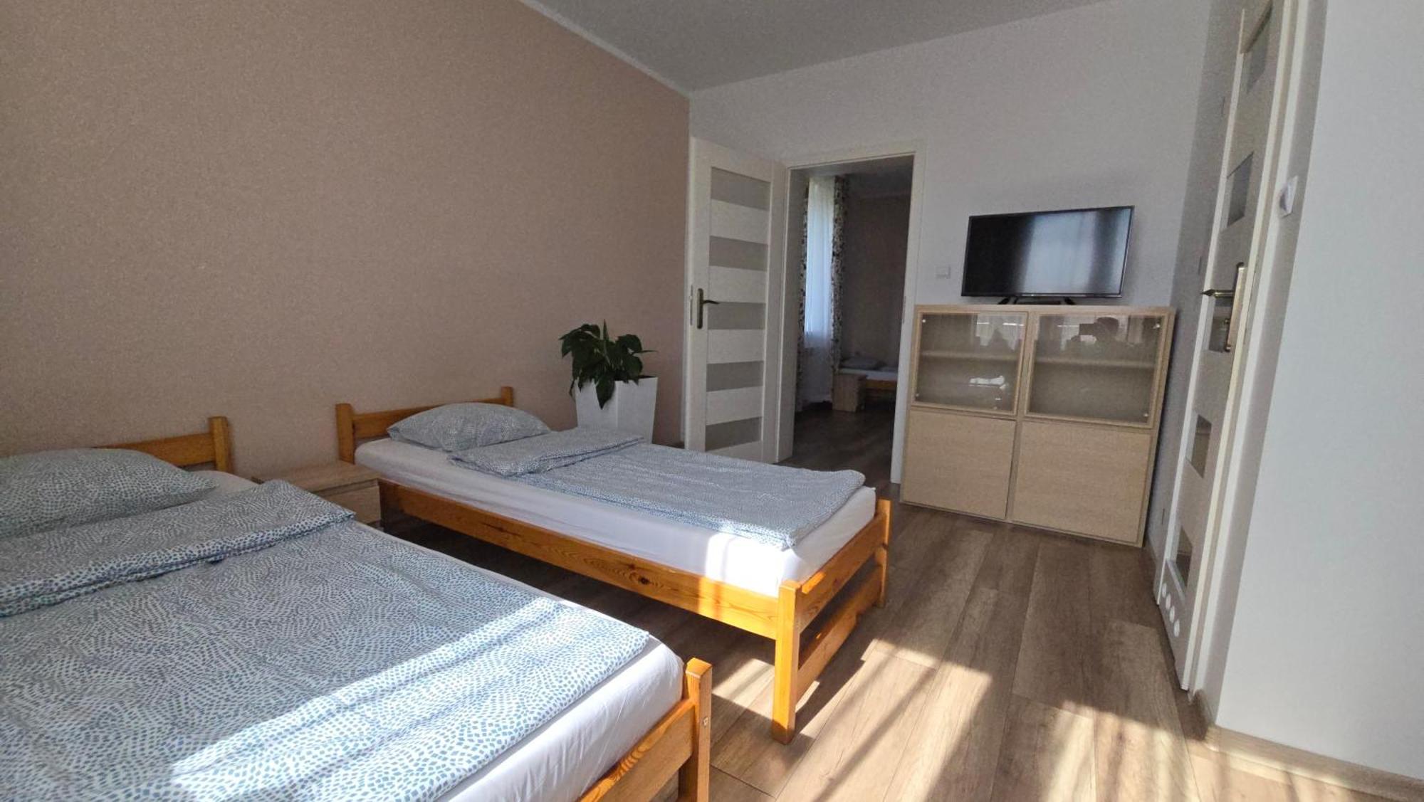 Vip Village Las Woda Rower - Podgrzewany Basen, Balia, Sauna Miedzierza Kültér fotó