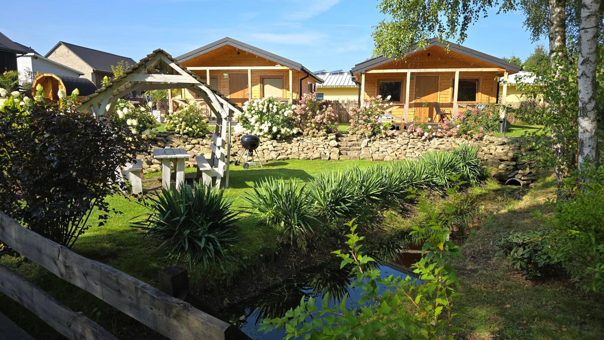 Vip Village Las Woda Rower - Podgrzewany Basen, Balia, Sauna Miedzierza Kültér fotó