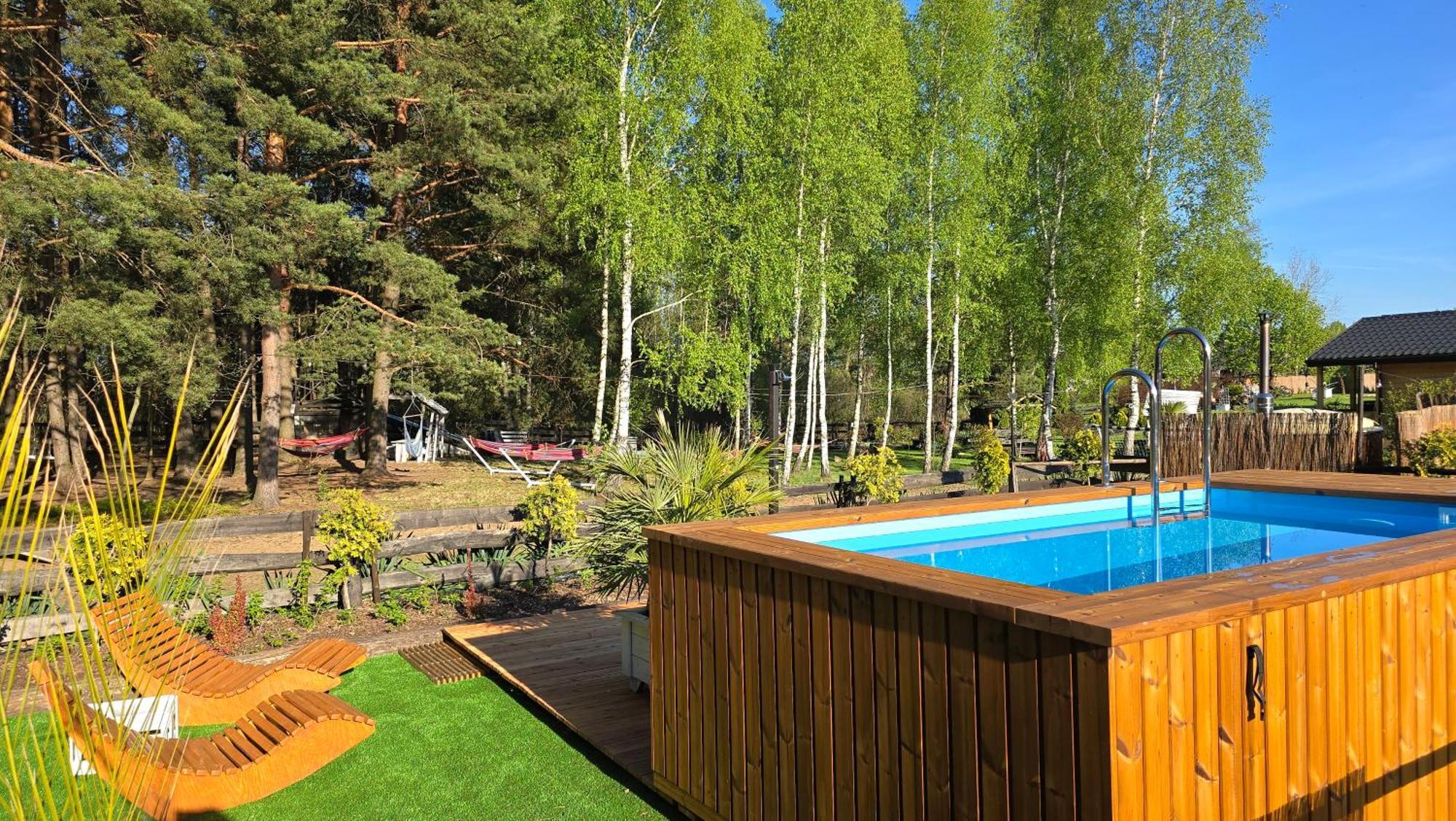 Vip Village Las Woda Rower - Podgrzewany Basen, Balia, Sauna Miedzierza Kültér fotó